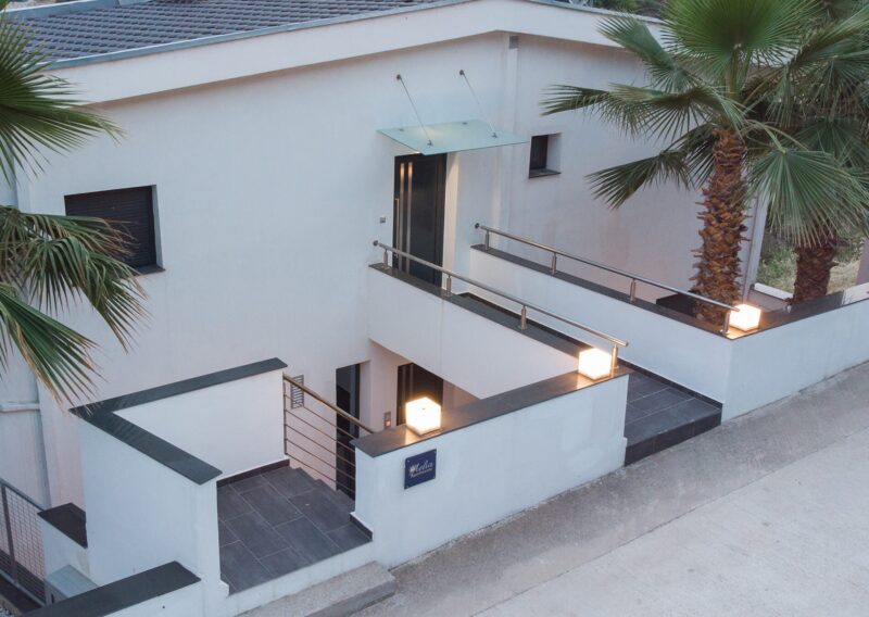 “Aelia apartments” apartment 5