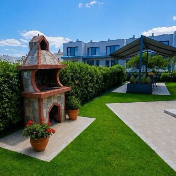 Danny Arz apartments