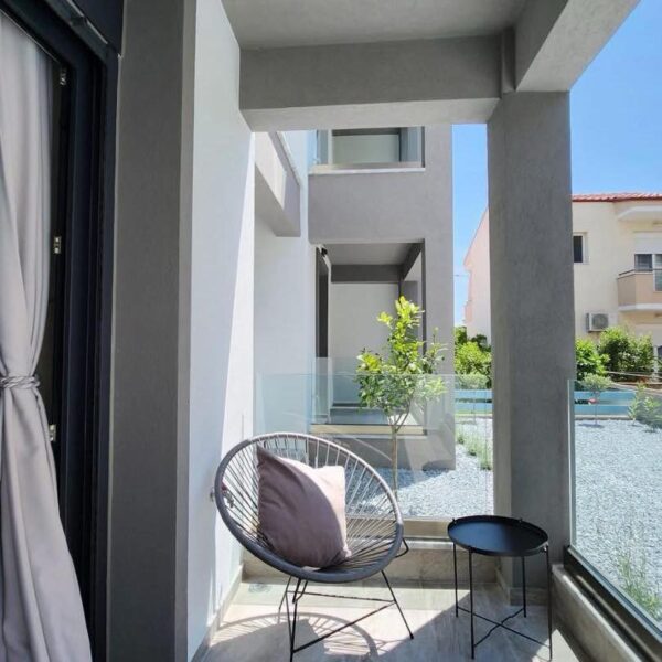 Elia apartment