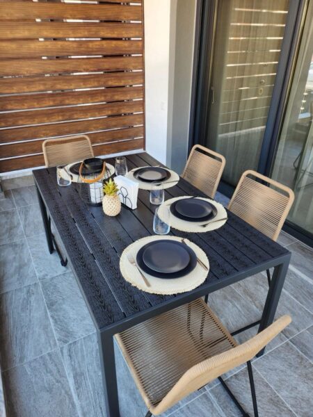 Elia apartment
